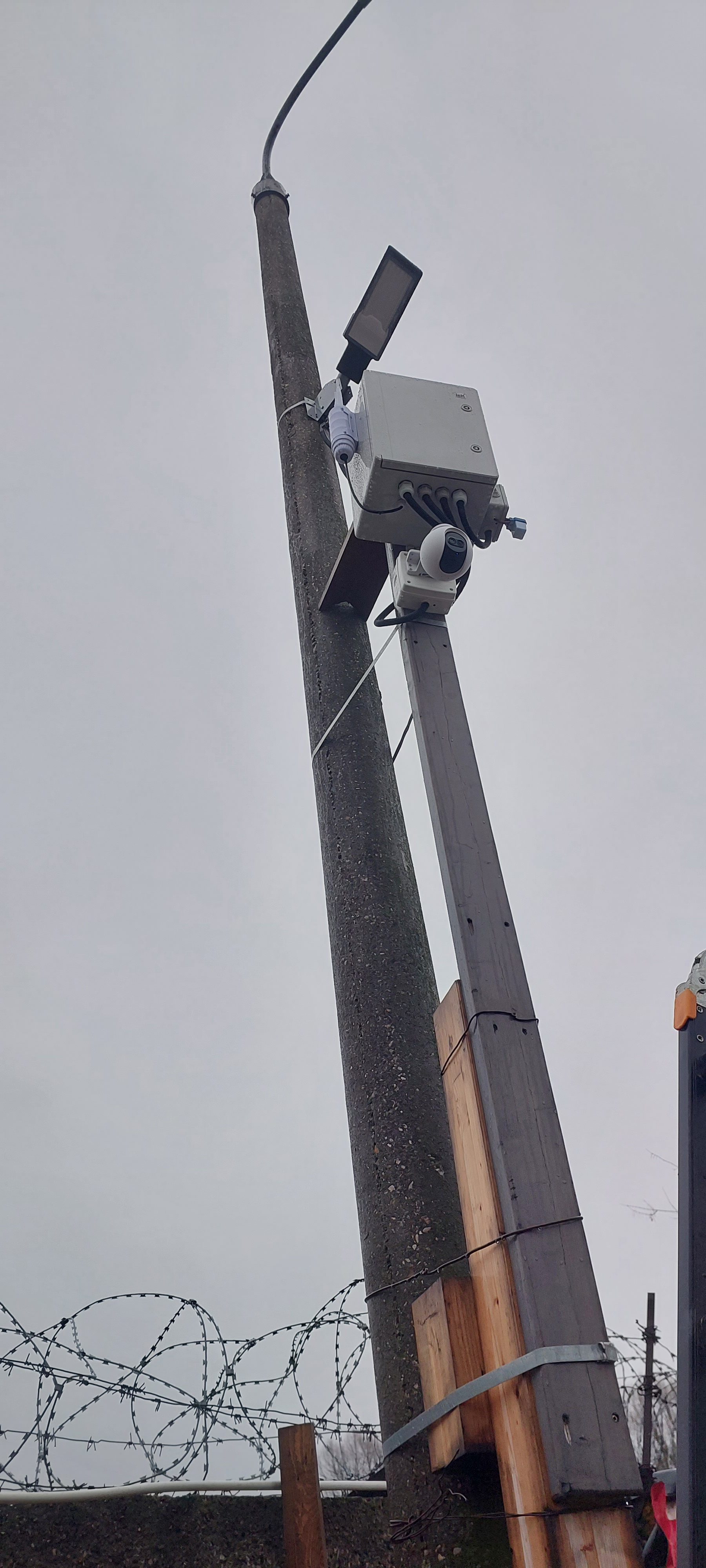 Видеонаблюдение на базе по вывозу мусора