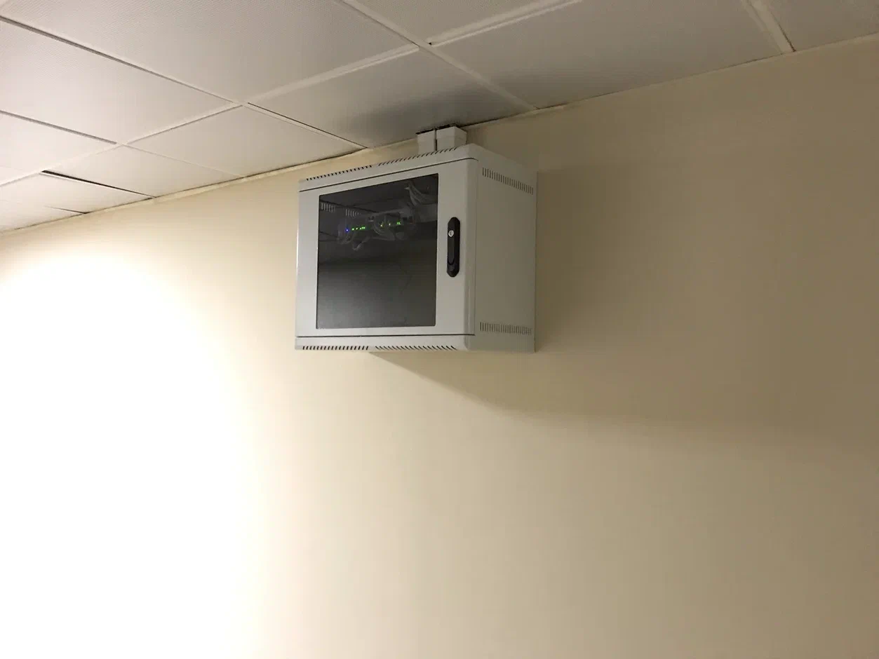 Монтаж сетевого оборудования в БЦ