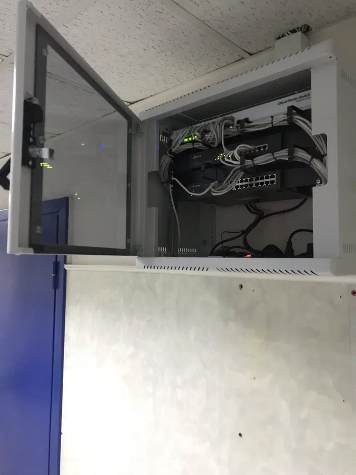 Монтаж сетевого оборудования в БЦ